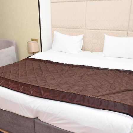 Square Baku Hotel المظهر الخارجي الصورة
