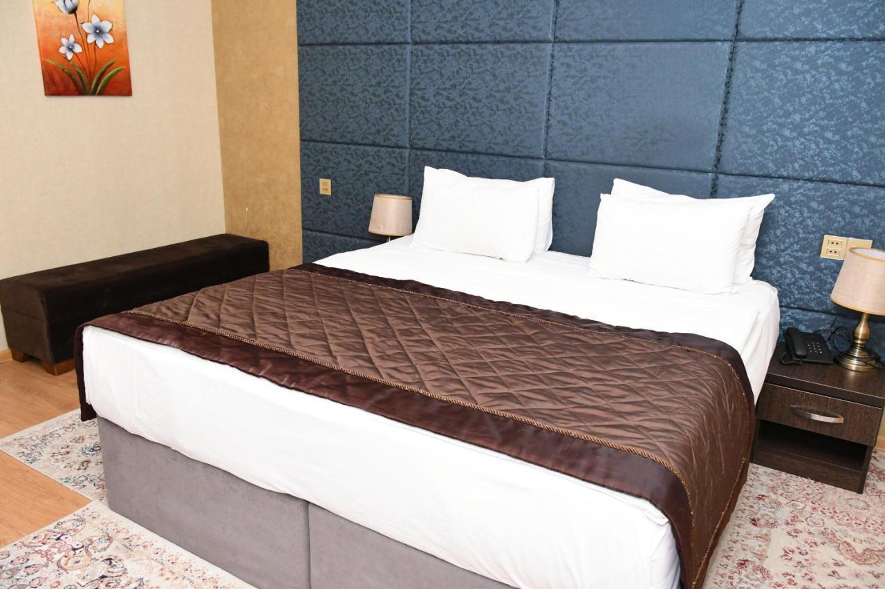 Square Baku Hotel المظهر الخارجي الصورة